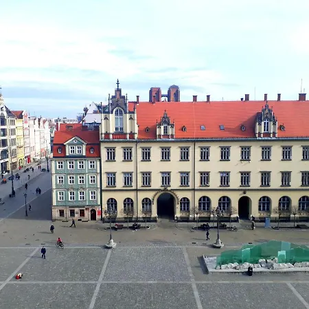 Wroclaw Inn Apartments شقة