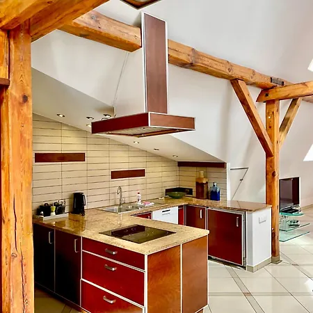 Wroclaw Inn Apartments شقة *